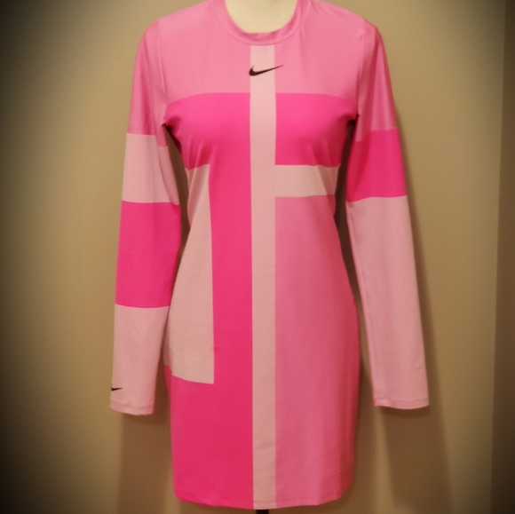Nike Dresses & Skirts - Long Sleeve Tech Knit Dress